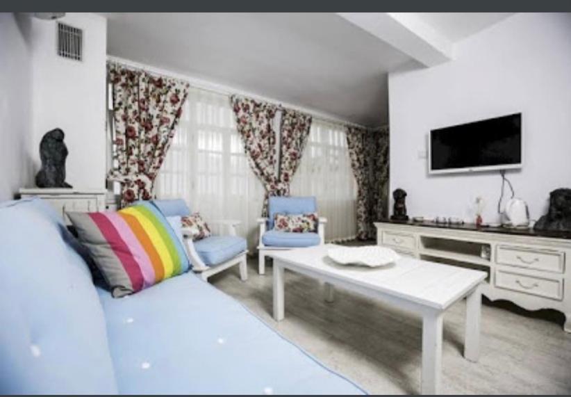 The White Hotel Алачати Экстерьер фото