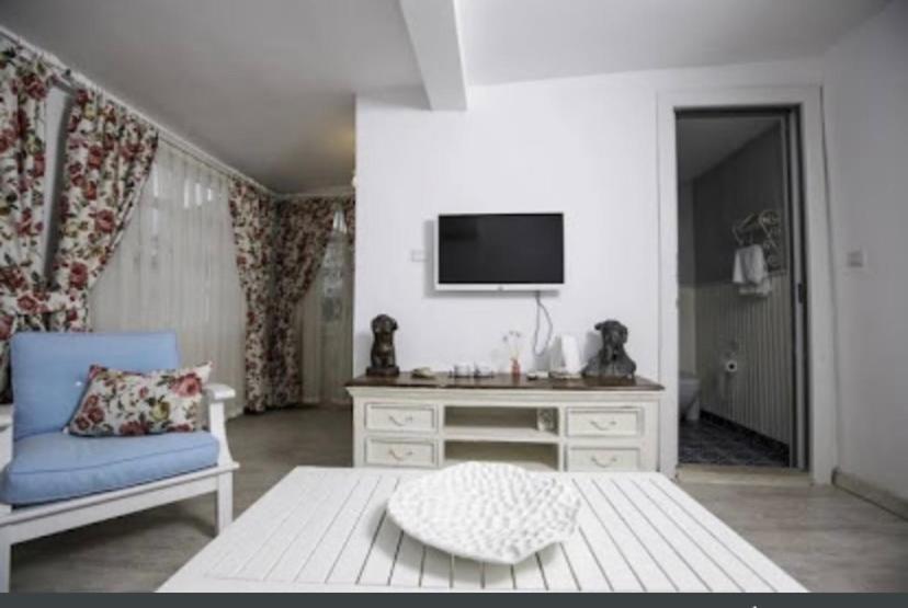 The White Hotel Алачати Экстерьер фото
